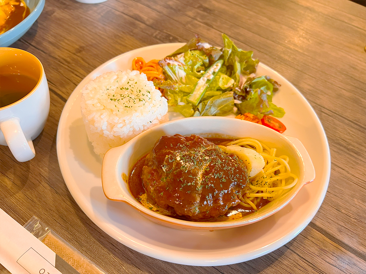 煮込みハンバーグプレート